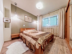 13 Septembrie Marriott - Rotiserie- Catedrala  et 5/8 500E/L + 1PARCARE